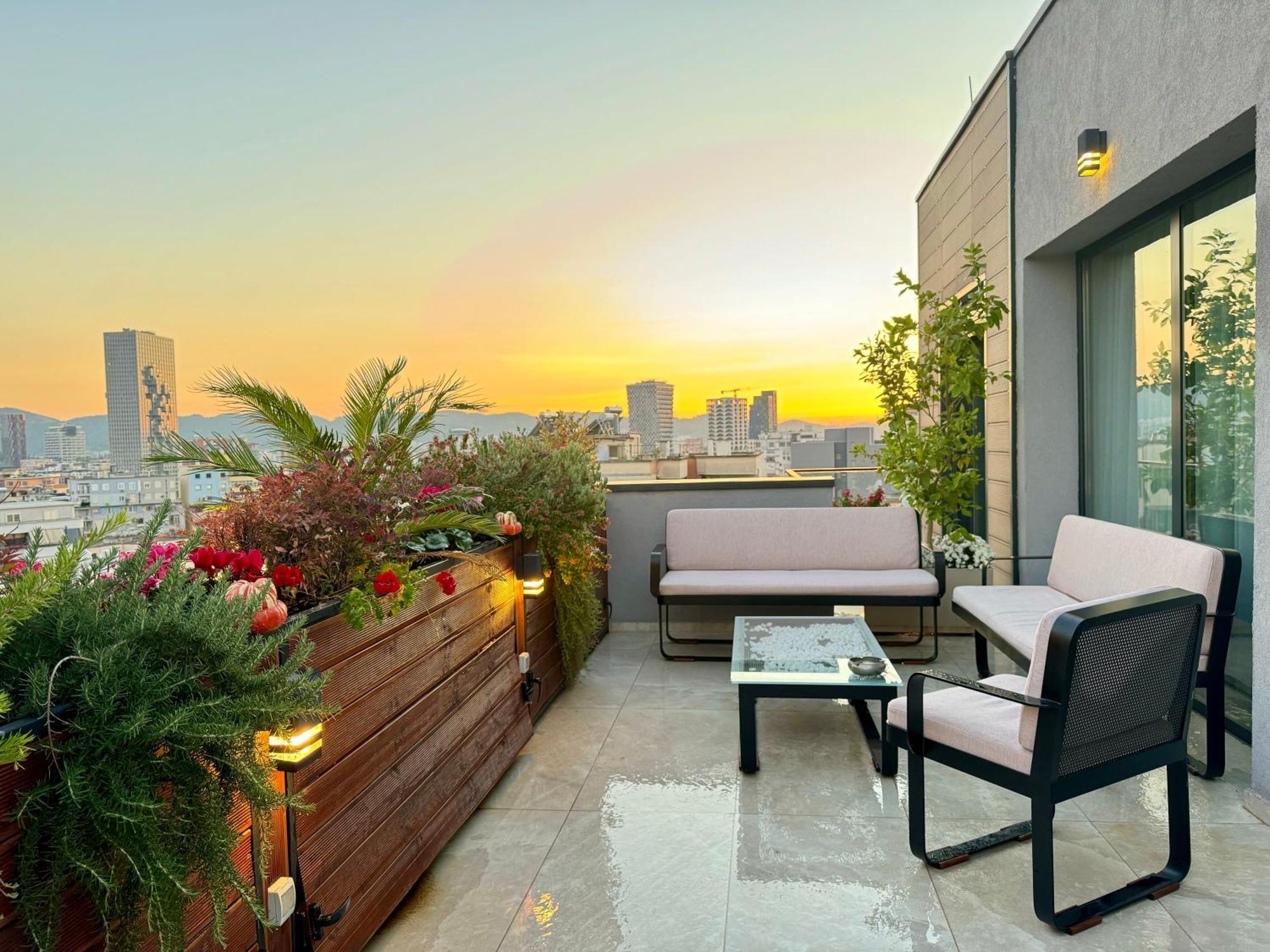 "Superattico" - Central Tirana Gorgeous Penthouse, Free Parking Exterior foto